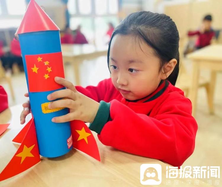 幼儿园火箭手工制作方法—和孩子一起造一枚能飞的火箭