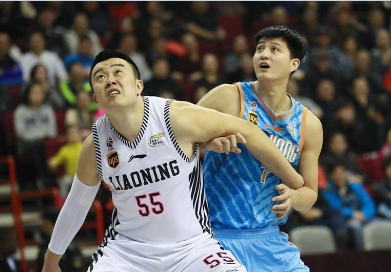 姚明，从上海少年到NBA巨星的传奇之旅