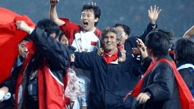 2002年中国足球排名，那个让无数人又哭又笑的年份
