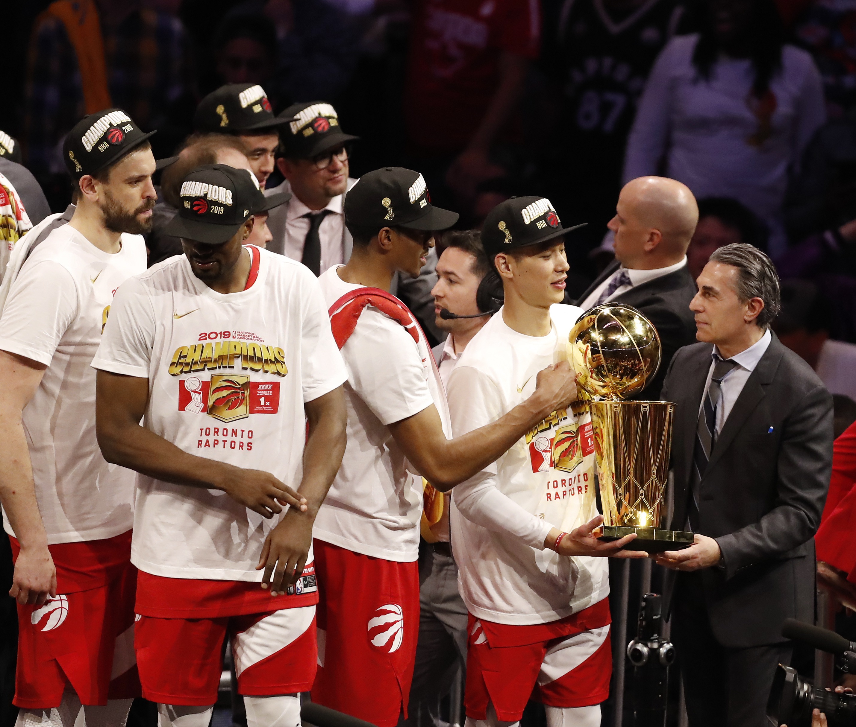 2019年NBA总冠军奖金，多伦多猛龙队到底拿了多少钱？