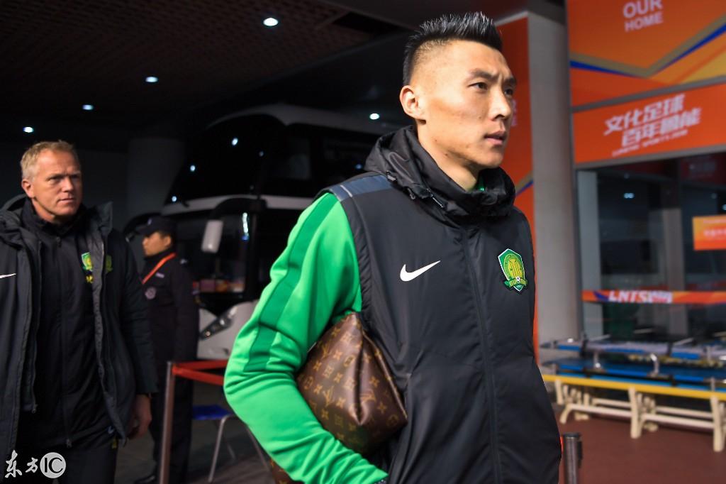 北京国安2-0复仇泰山，绿茵场上的激情对决