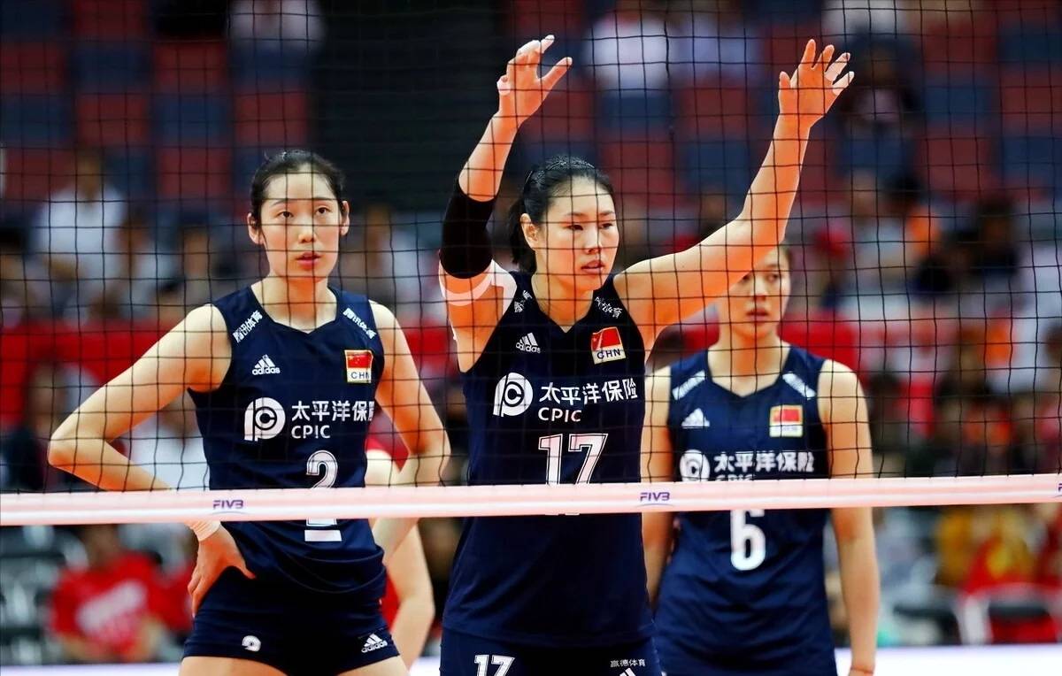 2015女排世界杯名单，那支开创郎导时代的黄金阵容，你还记得几个名字？