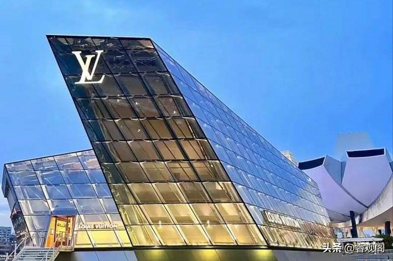 河南一公厕使用LV标识系谣言
