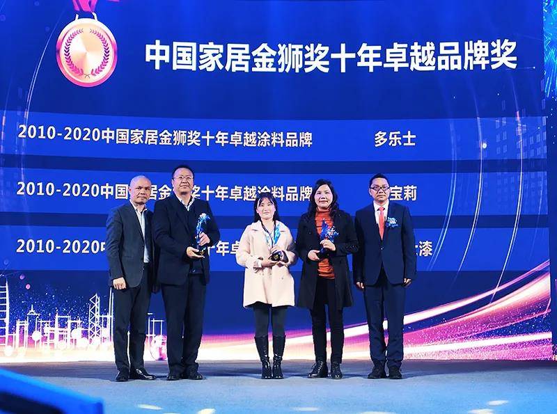中国数学家王虹邓煜有望斩获最高奖项